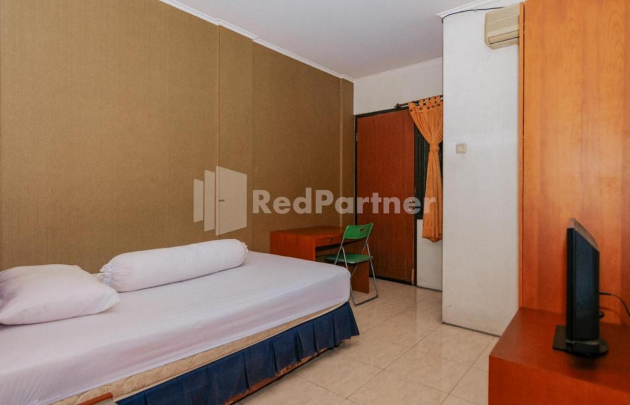 De Lugano Scbd Syariah Mitra Reddoorz Hotel Jakarta Exterior photo