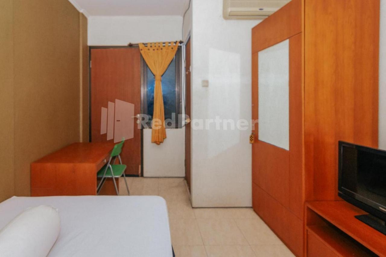 De Lugano Scbd Syariah Mitra Reddoorz Hotel Jakarta Exterior photo