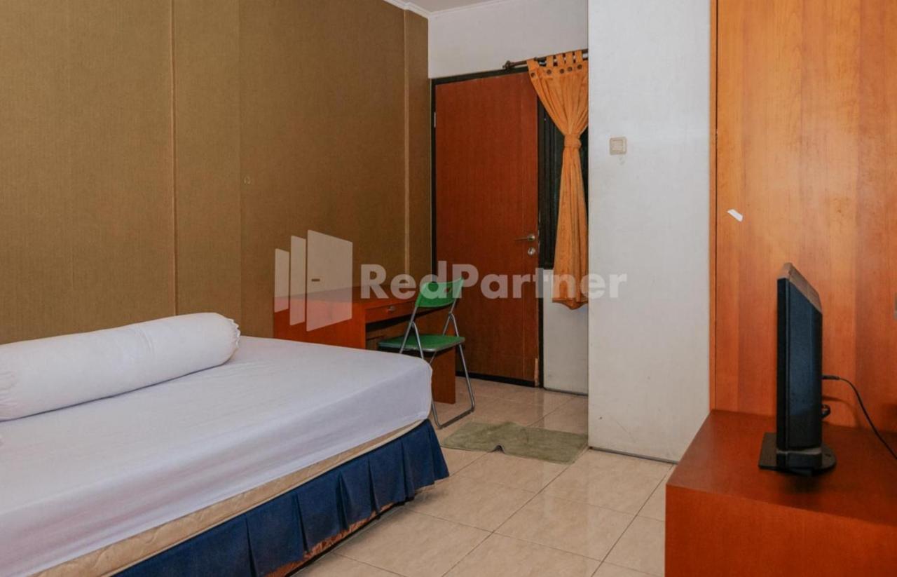 De Lugano Scbd Syariah Mitra Reddoorz Hotel Jakarta Exterior photo
